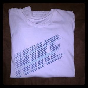 Mens Nike t-shirt